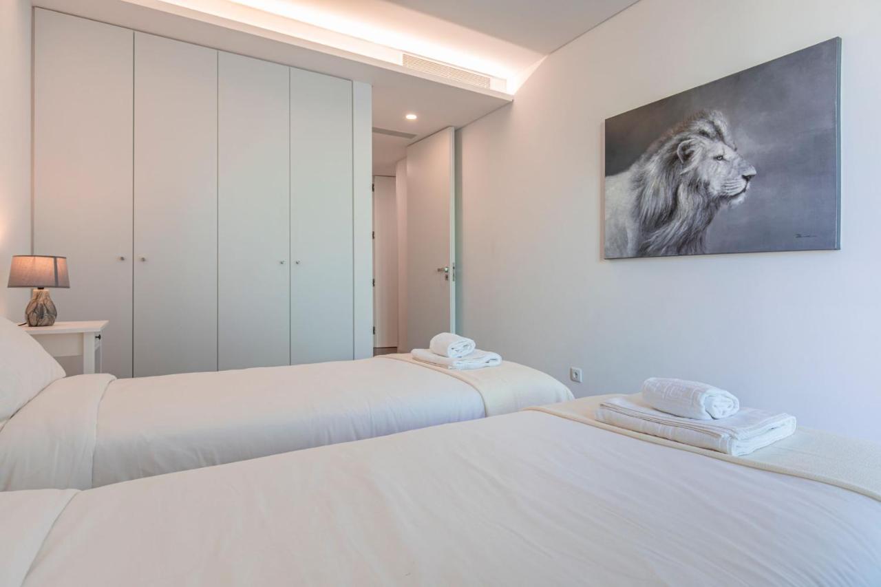 Touch Of Class 2Bdr Apartment By Lovelystay Cascaes Exterior foto
